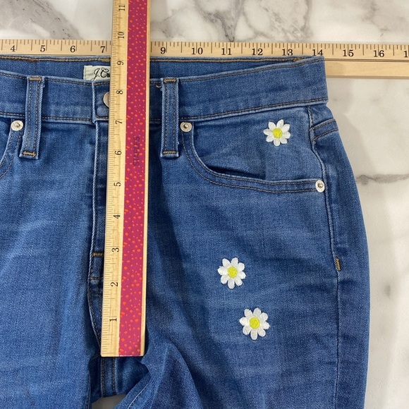 J. Crew Slim Broken in Boyfriend Jeans Womens 24 Floral Skinny Embroidered Daisy - Picture 13 of 14